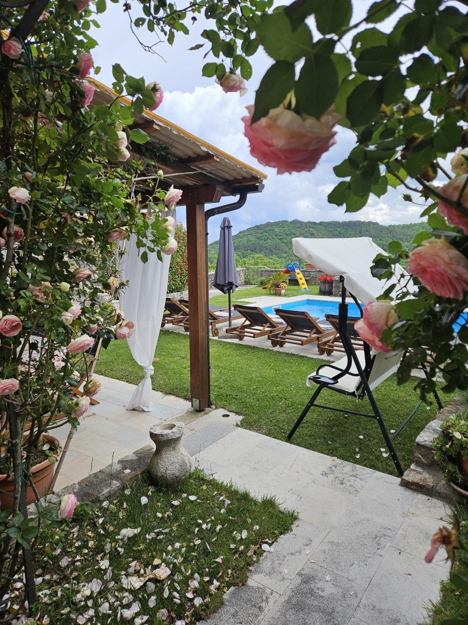 Villa Letizia Oprtalj المظهر الخارجي الصورة