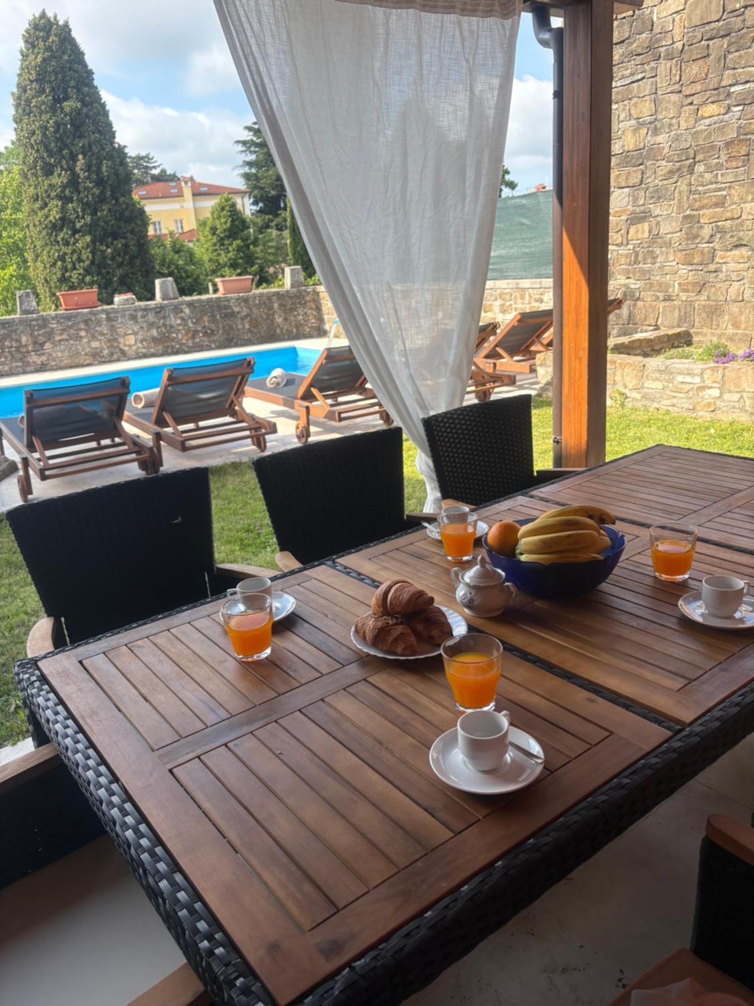 Villa Letizia Oprtalj المظهر الخارجي الصورة
