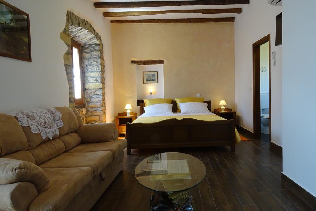 Villa Letizia Oprtalj الغرفة الصورة